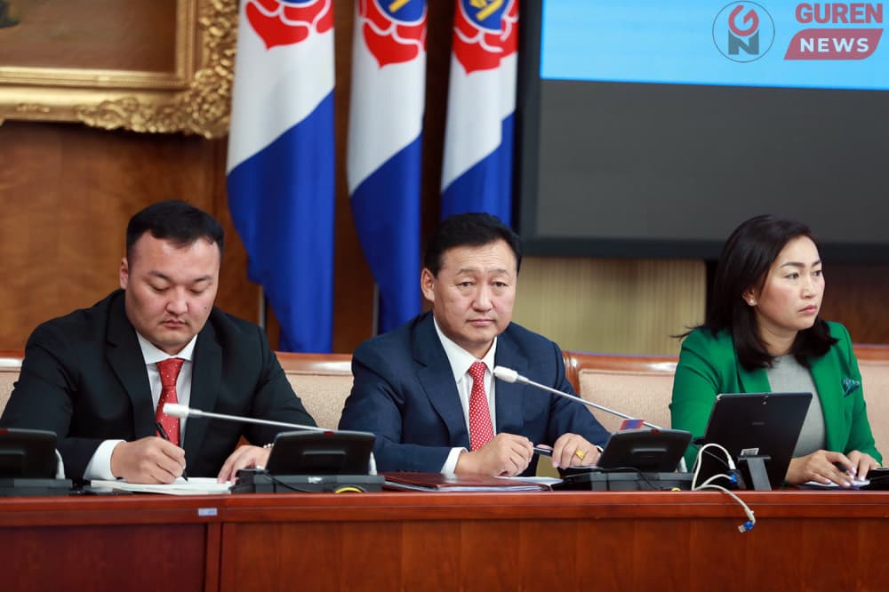 МАН-ын бүлэг хуралдахгүй. Ардчилсан намын бүлэг 10 цагаас хуралдана