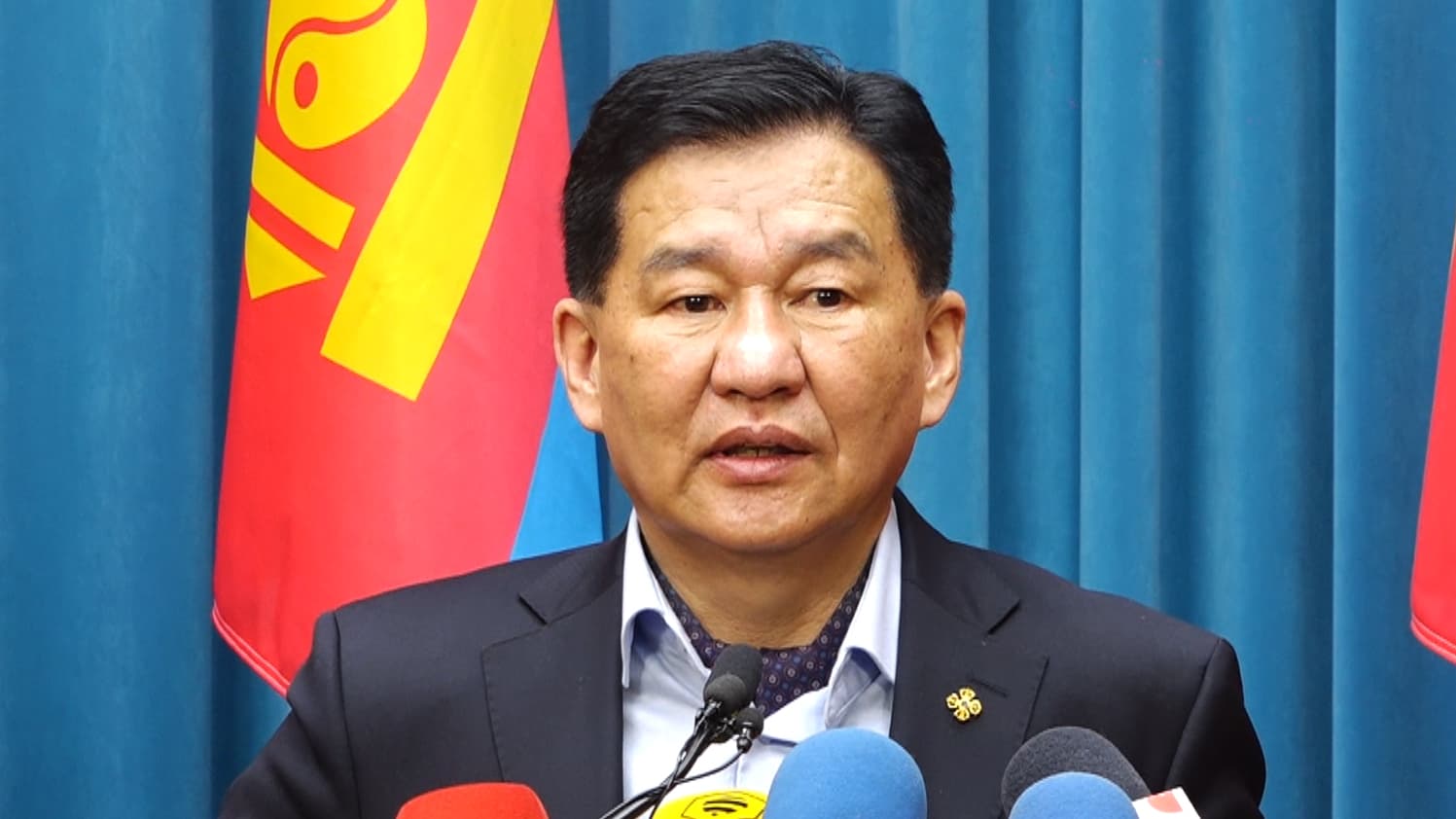 Ц.Даваасүрэн: Нүүрсний үнэ унавал яаж амьд үлдэхээ бодохгүй бол бид ангал руу явна