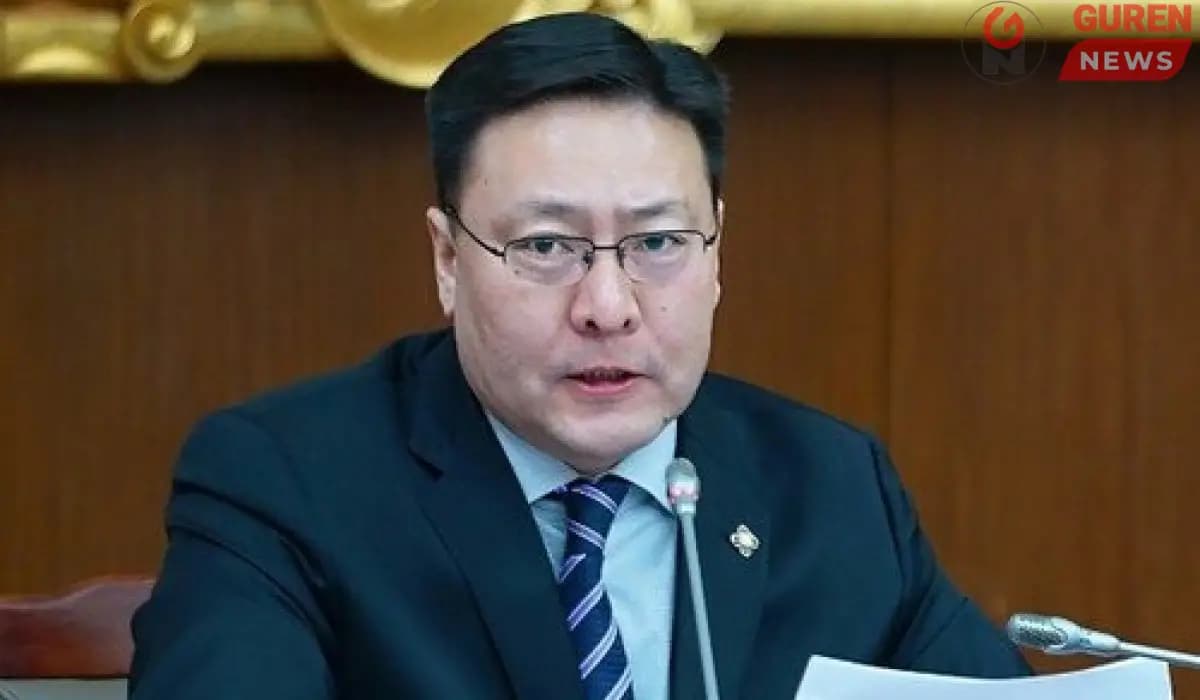 Ж:Батзандан: “Эрдэнэт” үйлдвэрийн 26 хувийг ийш тийш шилжүүлсээр эцэстээ алга болсон