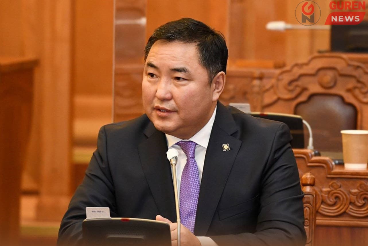 Б.Пүрэвдорж: Засаг төр янз бүр болж байгаа нь танай намын л асуудал. Чуулганд Ерөнхий сайд, Шадар сайд нар алга