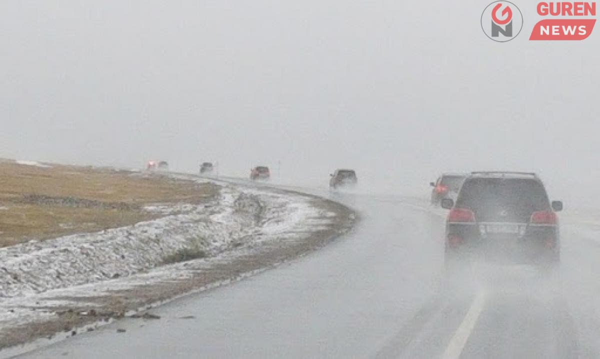 Орон нутгийн замд цасан шуурга шуурч, халтиргаа гулгаа үүсчээ