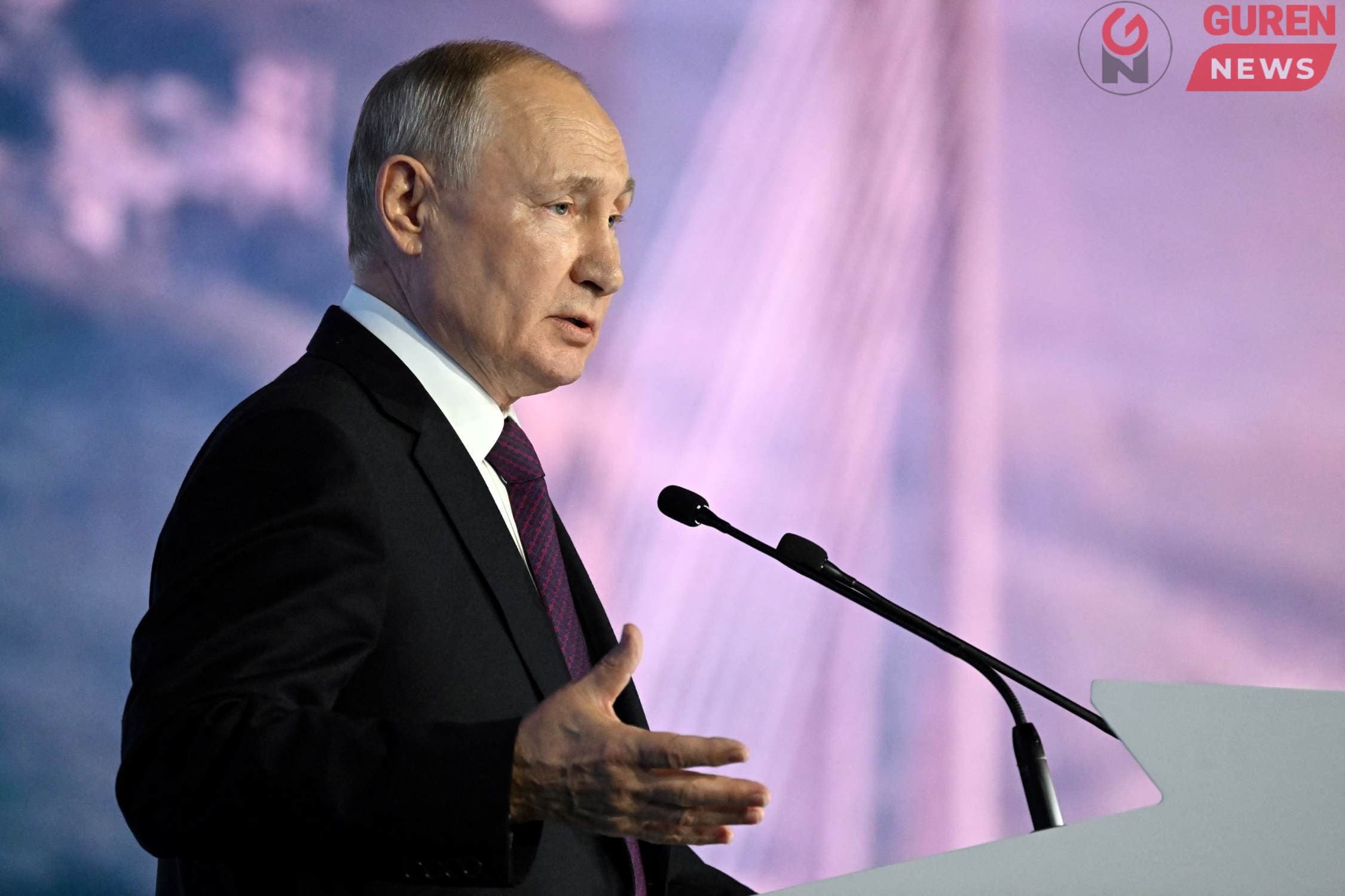 Путин барууны үйлчилгээг “боомилох” хэрэгтэй гэв