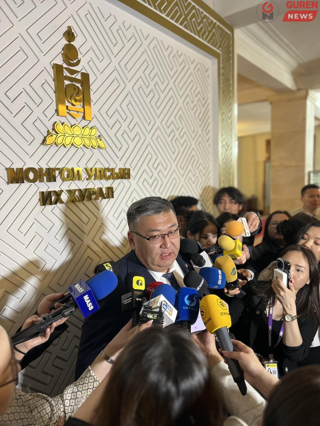 Аж үйлдвэр, эрдэс баялгийн сайд Ц.Туваан: АИ92 бензинийн үнийг нэмсэн талаар импортлогч компаниудтай Үнийн зөвлөл уулзана