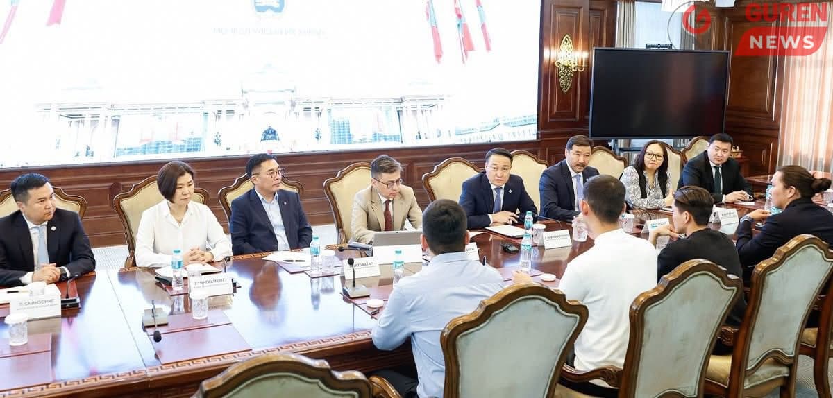 Зургаадугаар сарын 2-ны даваа гарагаас нийслэлийн төр, захиргааны байгууллагын ажил 07:00 цагт эхэлж, 16:00 цагт тарна