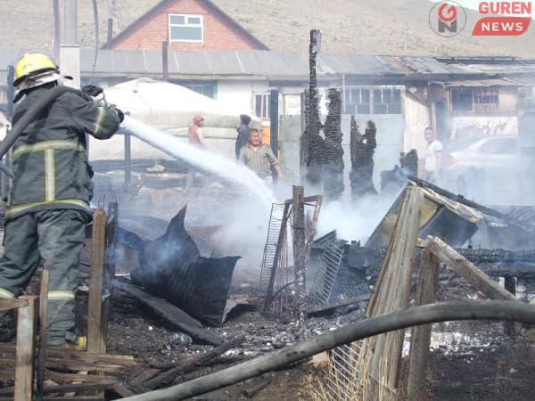 Айлын гэр шатаж нэг том хүн дөрвөн хүүхэд өртөн амиа алджээ