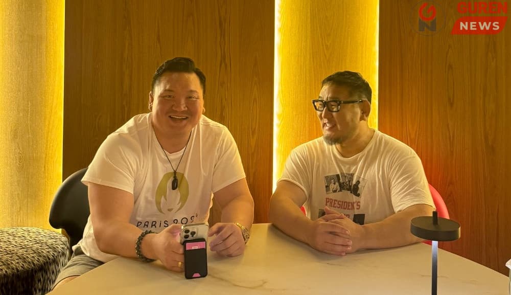 Асашёорюү: Дүүлэн нис, Xакуxо