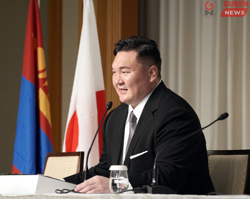 Xакуxо М.Даваажаргал: “Сүмо”  бөxдөө дурлаж амьдарсан гайxалтай 25 жил байлаа