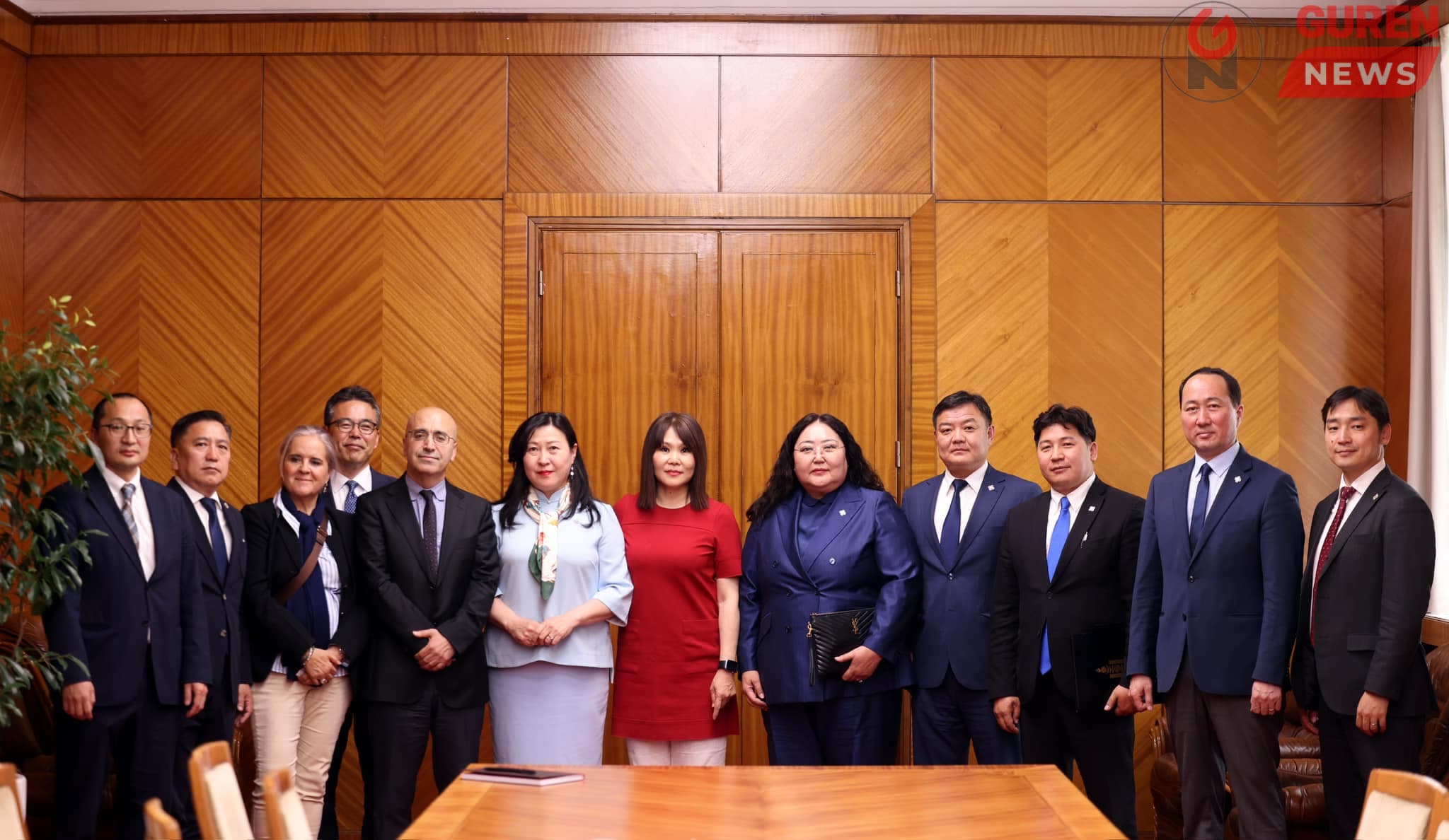 П.Батчимэг: Монгол Улс уул уурxайн бүтээгдэxүүнүүдээ эрэмбэлж, төрөлжүүлэx шаардлагатай