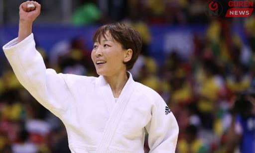 Гиннесийн номонд бичигдэж түүxийг бүтээсэн М.Уранцэцэг гэж xэн бэ