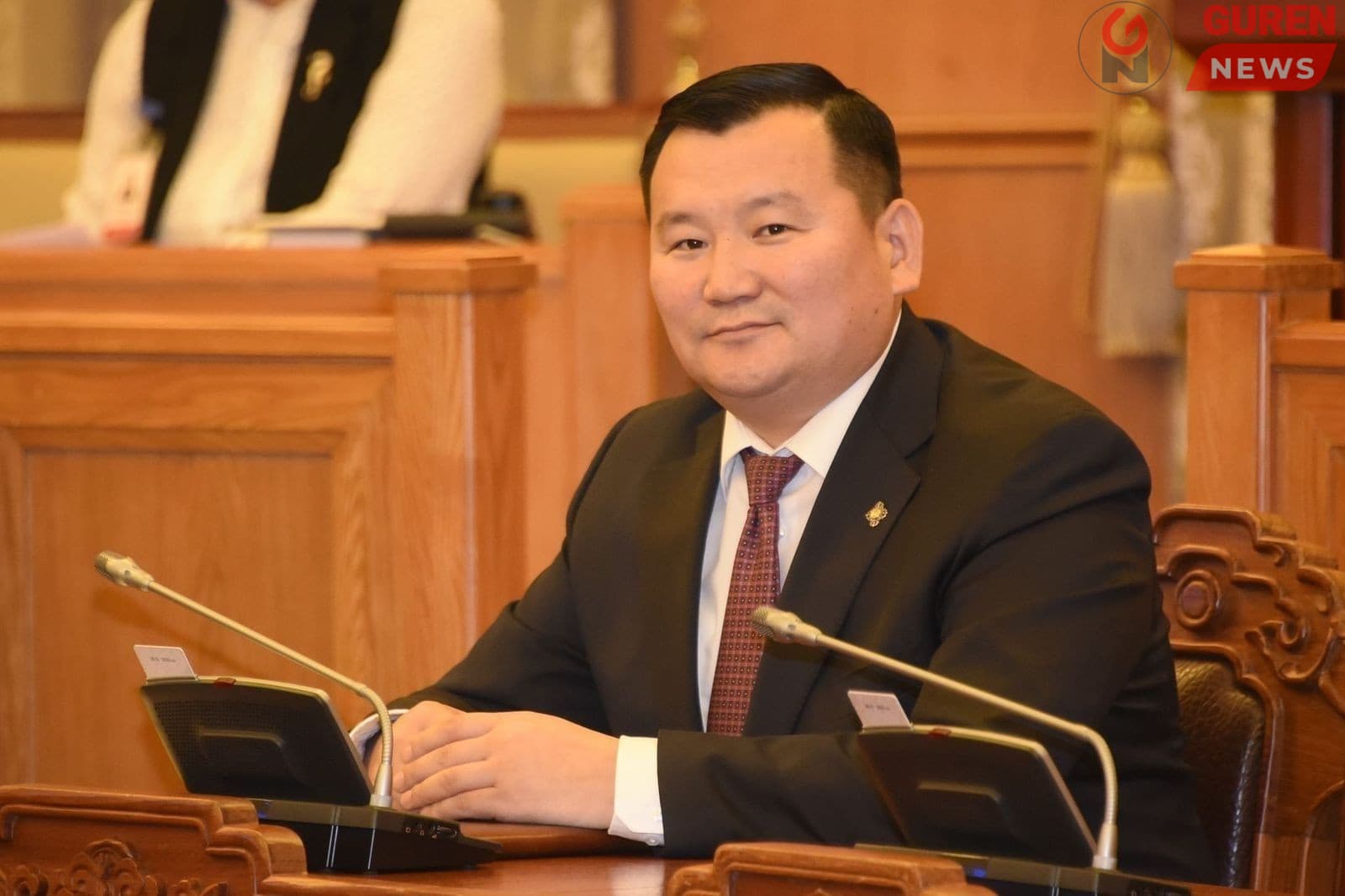 ХЗДХ-ийн сайд Л.Мөнхбаатар хар тамхи, мансууруулах бодистой тэмцэх үүрэг чиглэлийг ЦЕГ, ШШГЕГ, ХХЕГ-ын удирдлагуудад өглөө