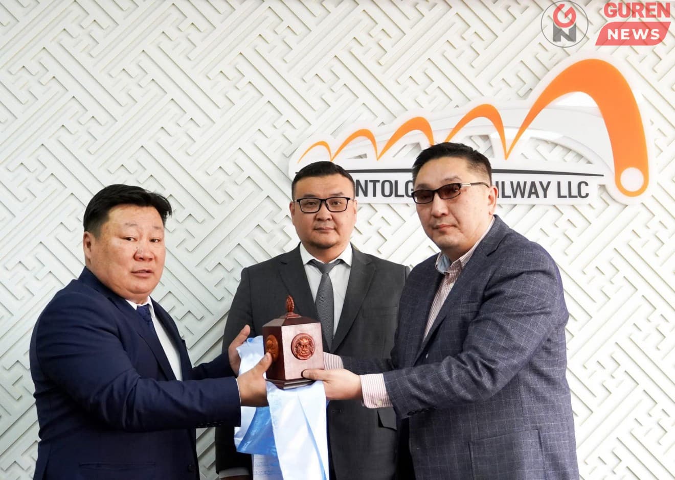 “Тавантолгой төмөр зам” ХХК-ийн Гүйцэтгэх захирал Б.Дүгэржавт хариуцлага тооцож, үүрэгт ажлаас нь чөлөөллөө