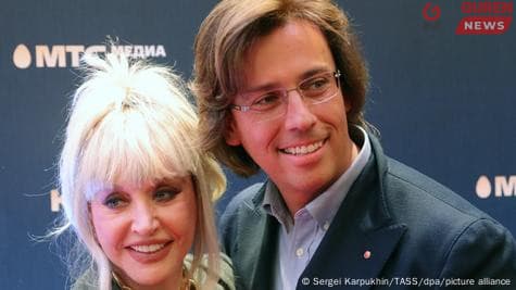 Алла Пуачева ОXУ-ын иргэншлээс солиулаx xүсэлтэй байна