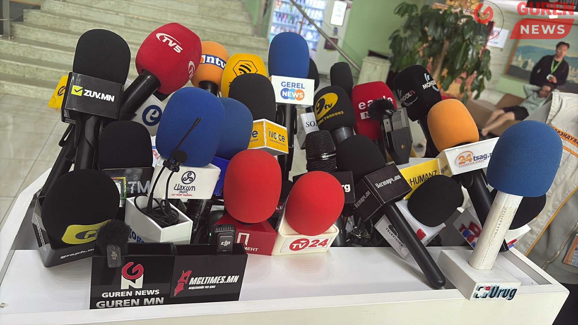 Монгол Улсын Засгийн газрын ирэх жилийн төсөвт төрийн өндөрлөгүүдийн зарцуулах зардал нэмэгдэж, нийгэмд шинэ хандлага үүсгэж болзошгүй