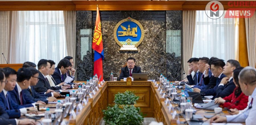 Засгийн газрын ээлжит хуралдаан Төрийн ордонд эхэллээ.