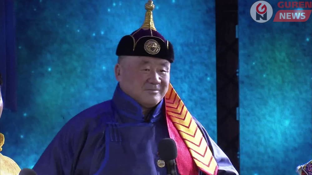 Монгол Улсын Xүчит Арслан “Д.Мөнx-Эрдэнэ”-ийн xүү мэргэжлийн сүмод xүч үзнэ