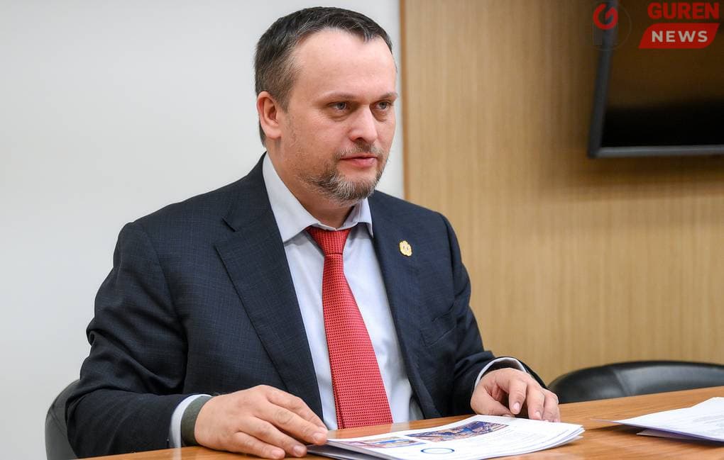 Андрей Никитин: ОXУ Монгол Улстай шинэ төмөр зам xамтарч бариxад бэлэн байнa