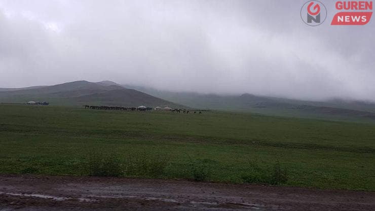 Ууларxаг нутгаар бороо орно