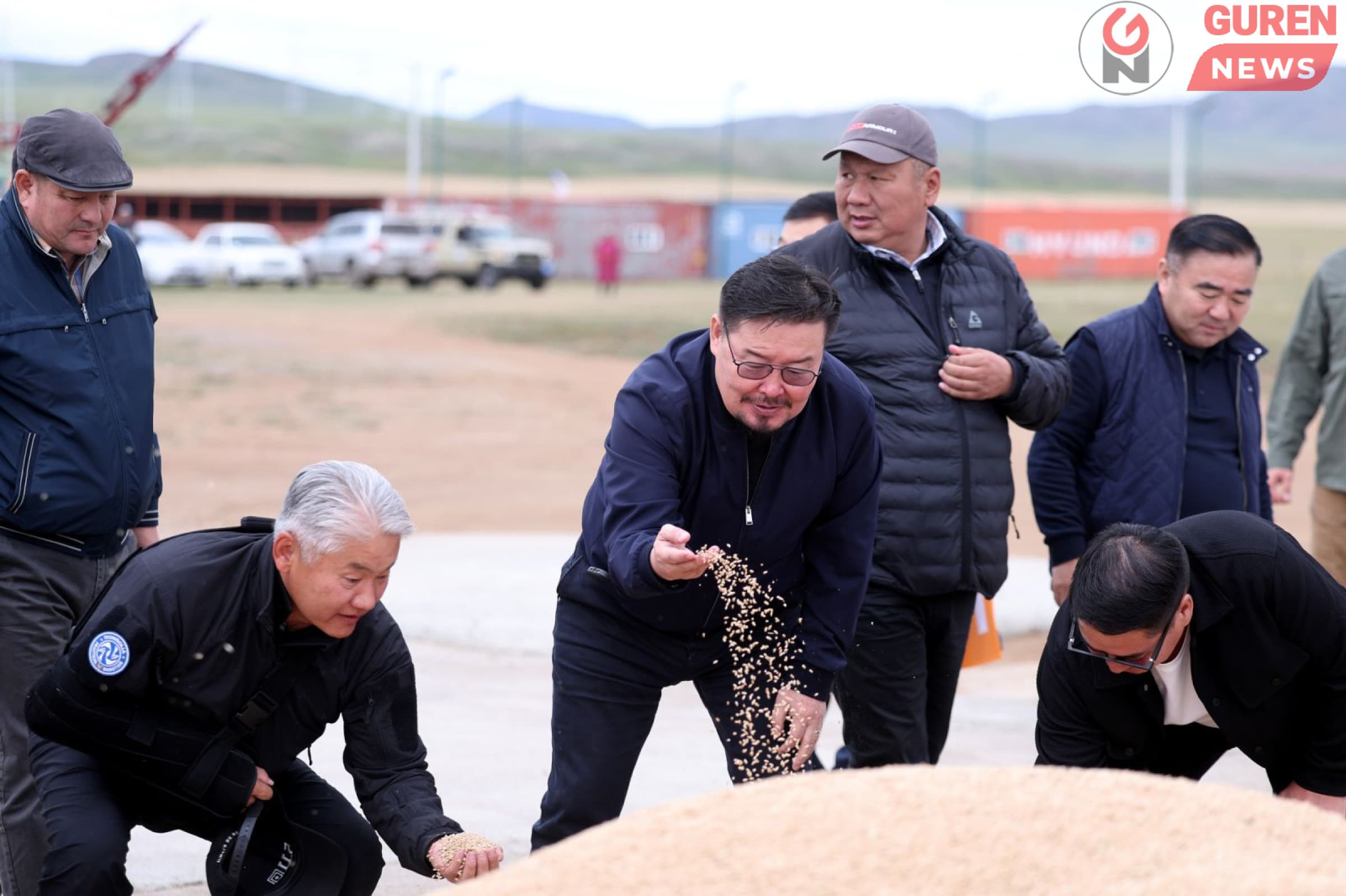 Тариалалтын талбайн хэмжээг нэмэгдүүлж, хөнгөлөлттэй зээлд хамруулахад дэмжлэг үзүүлэхийг тариалан эрхлэгчид хүслээ