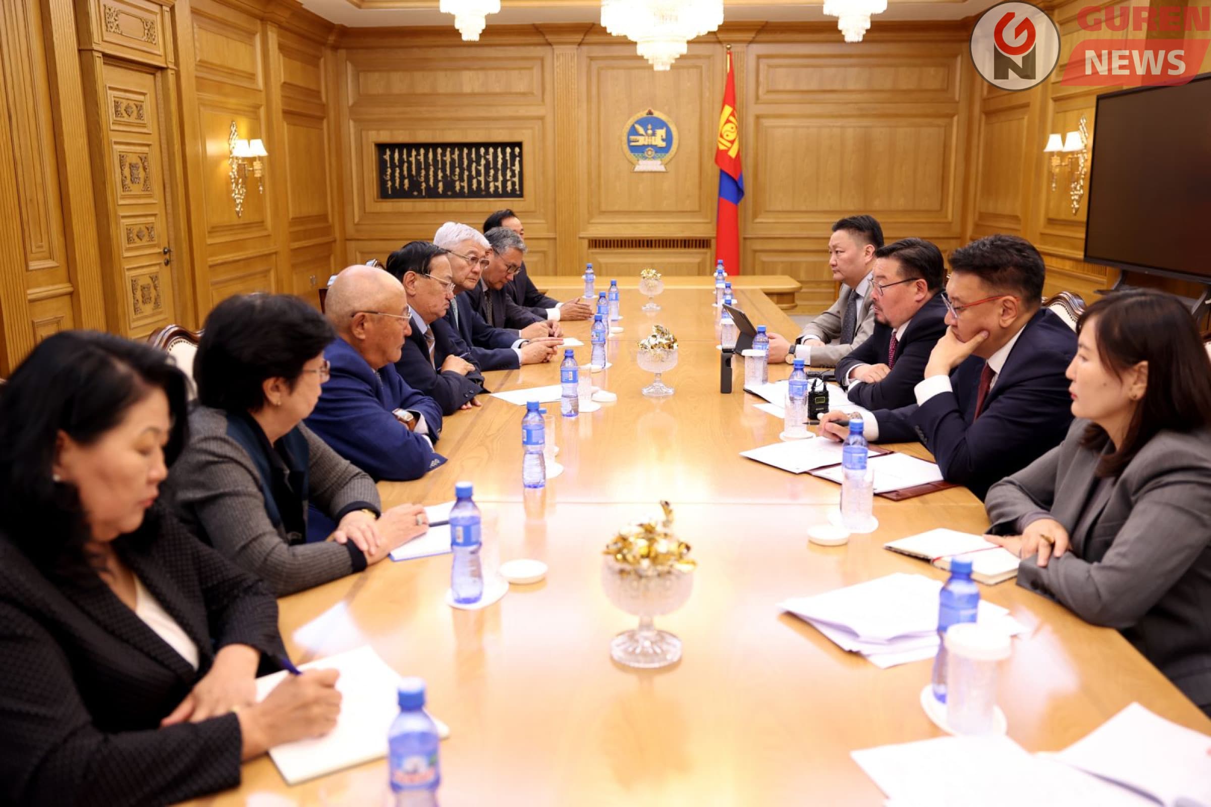 Г.Занданшатар Монголын Ахмадын холбооны удирдлагуудтай уулзлаа