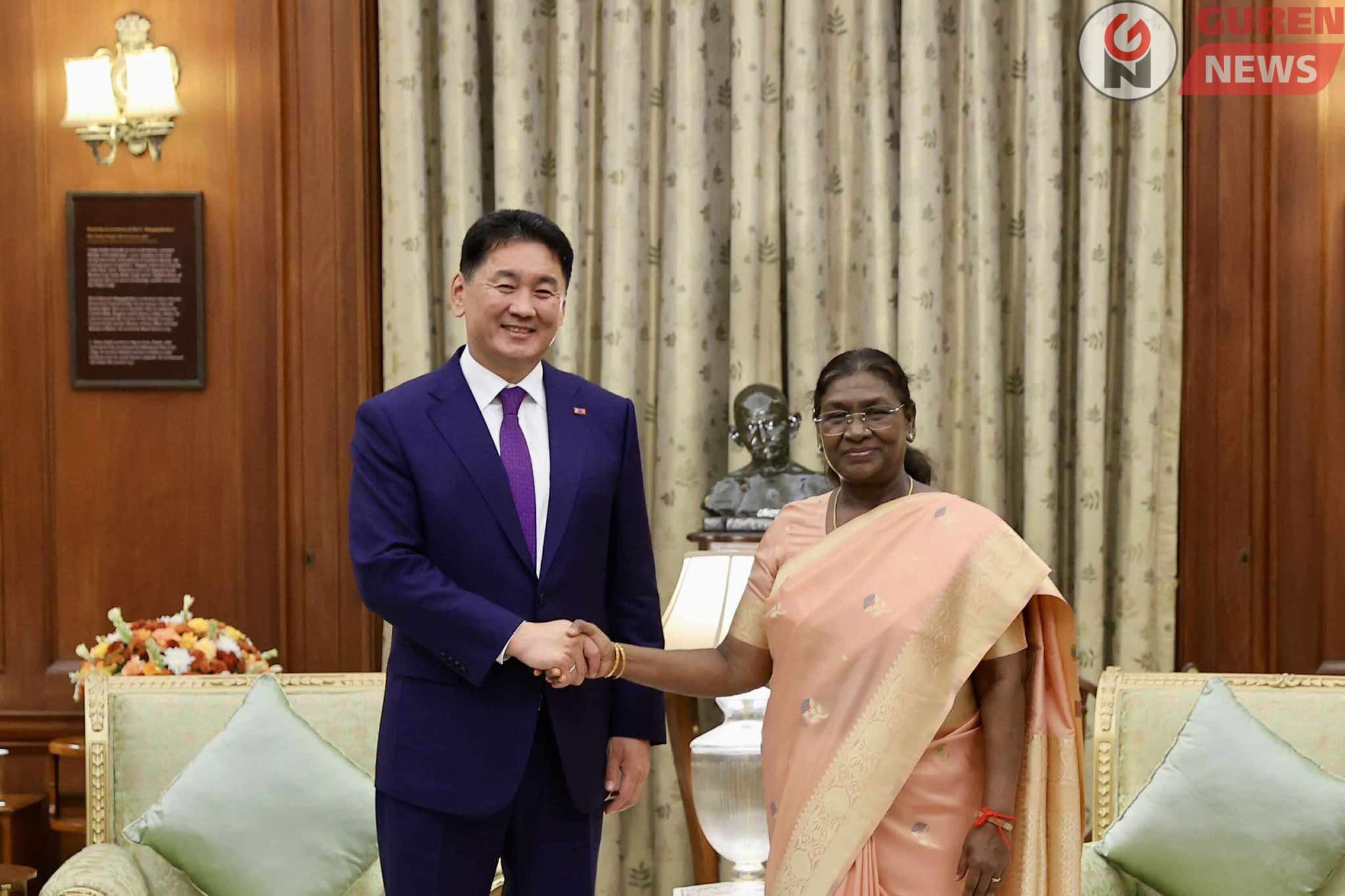 Ерөнхийлөгч У.Хүрэлсүх Бүгд Найрамдах Энэтхэг Улсын Ерөнхийлөгч Дроупади Мурму-тай уулзлаа