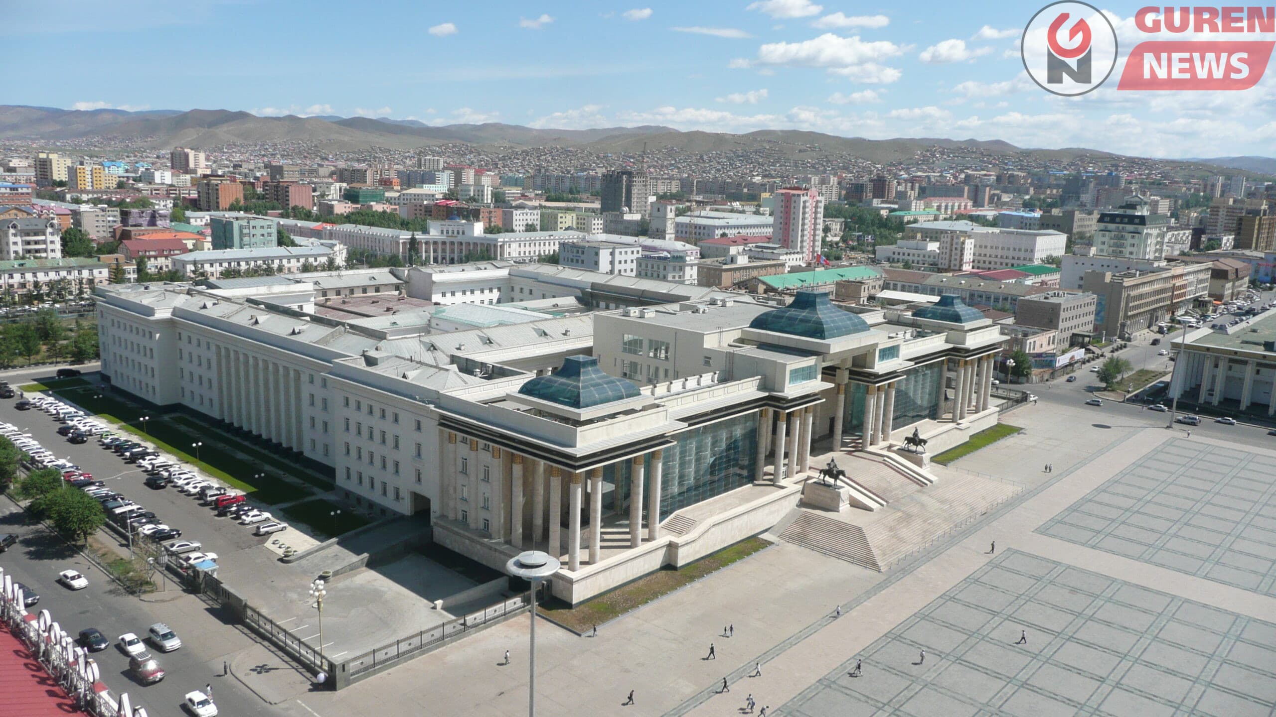 Улс төр бохир уу, улстөрчид бохир уу?