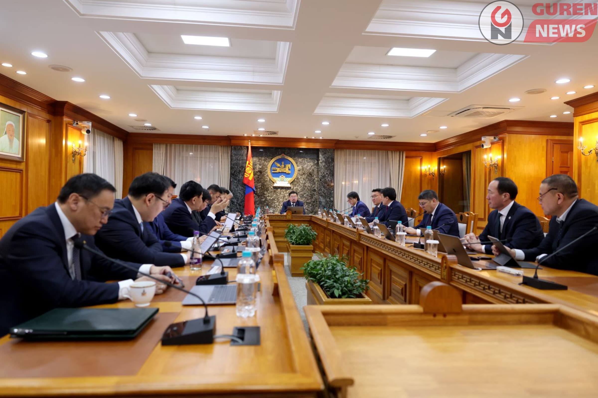 Төрийн өмчит 18 компани, үйлдвэрийн газрын хувьцааг худалдаж, нээлттэй хувьцаат компани болгоно