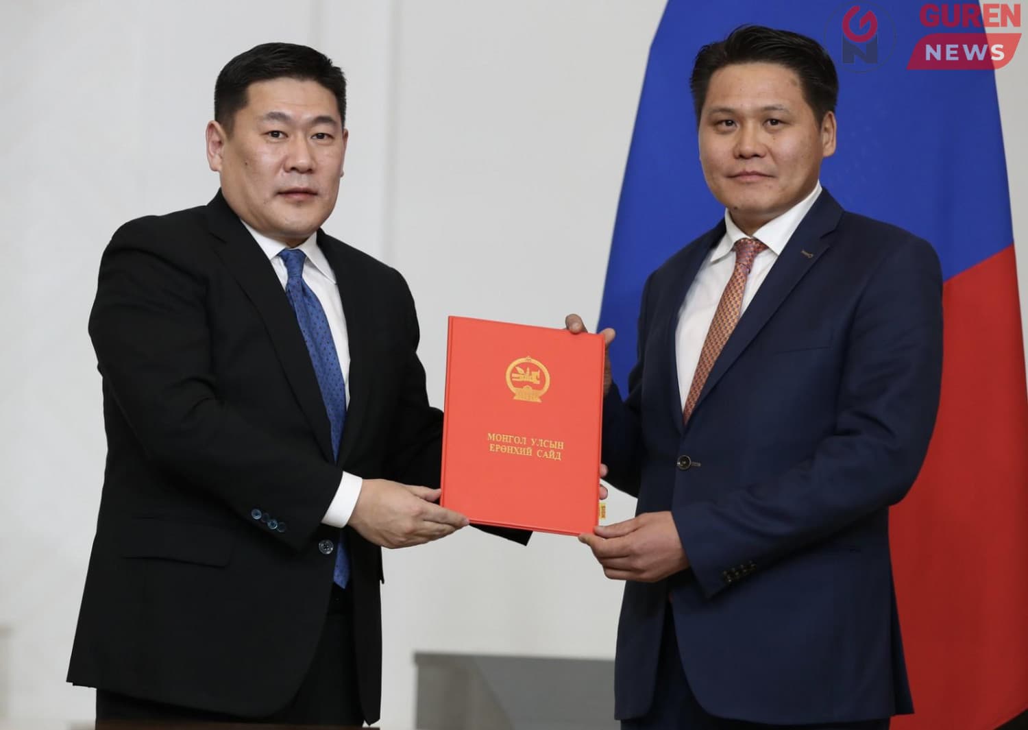 Боомтын сайд Б.Тулга монгол компаниудаа хөсөр хаяж, харийн бодлогыг дэмжээд байна уу…