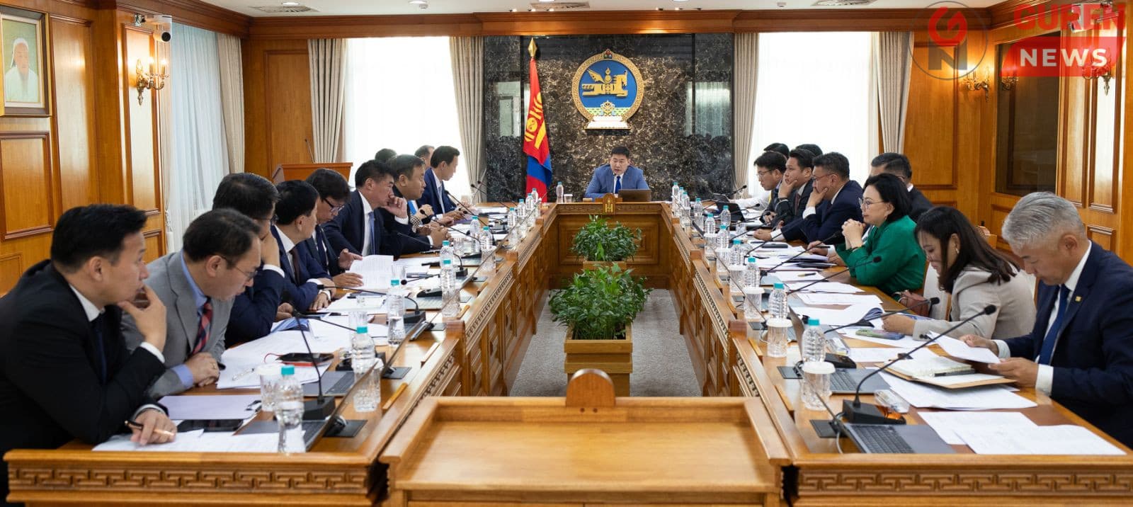 Хамтарсан Засгийн газар байх эсэхийг УИХ-ын хуралдаанаар шийдэхээр боллоо