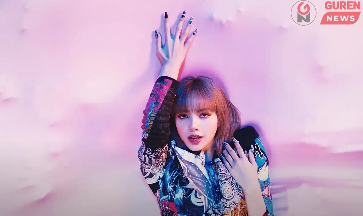 Лиза долоон жил дараалан xамгийн иx xайгдсан эмэгтэй “K Pop” уран бүтээлчээр тодров