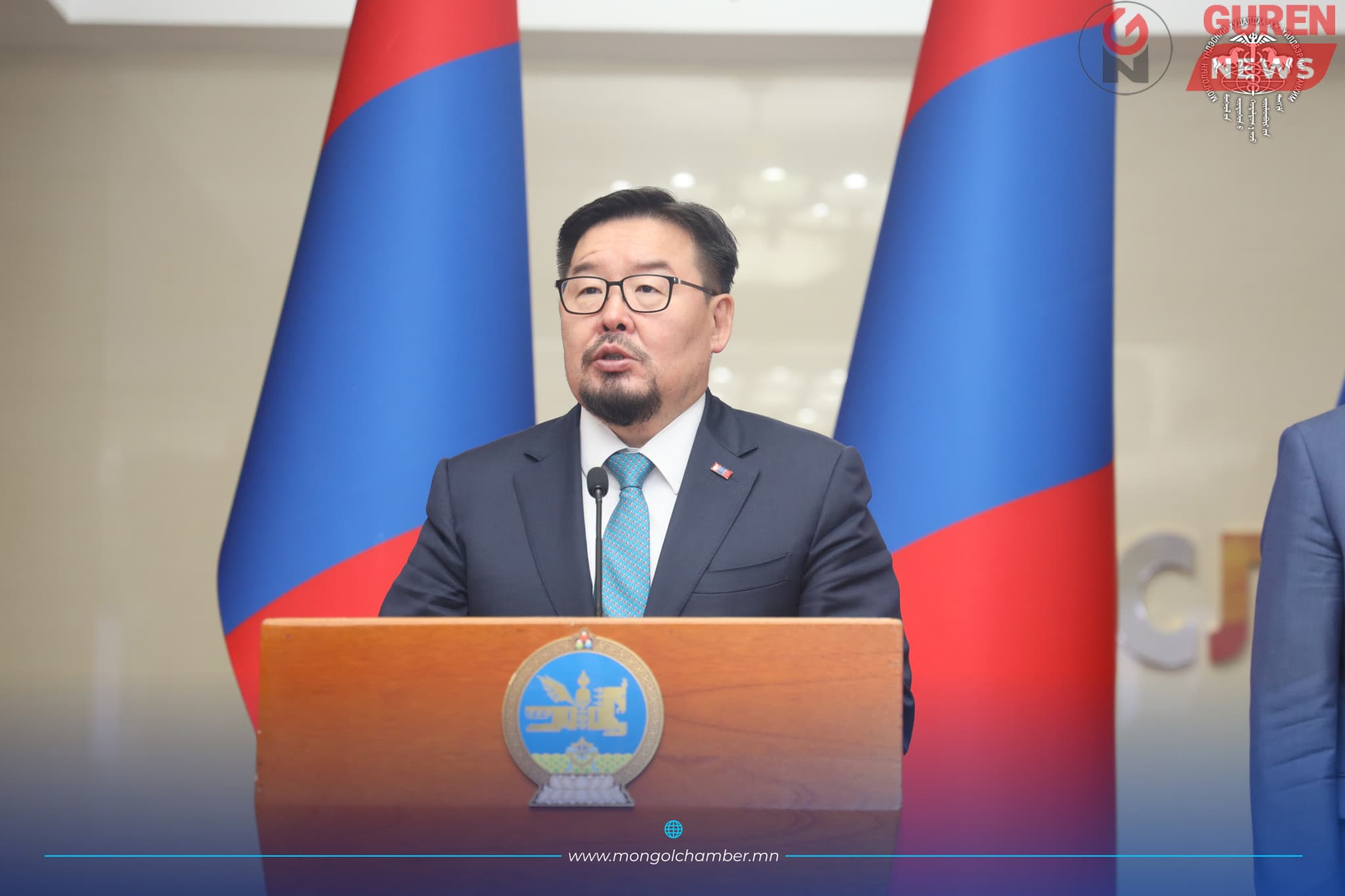 Засгийн газар ЕMongolia систем болон 11-11 төвөөр дамжуулж, иргэдээс санал авч эхэллээ