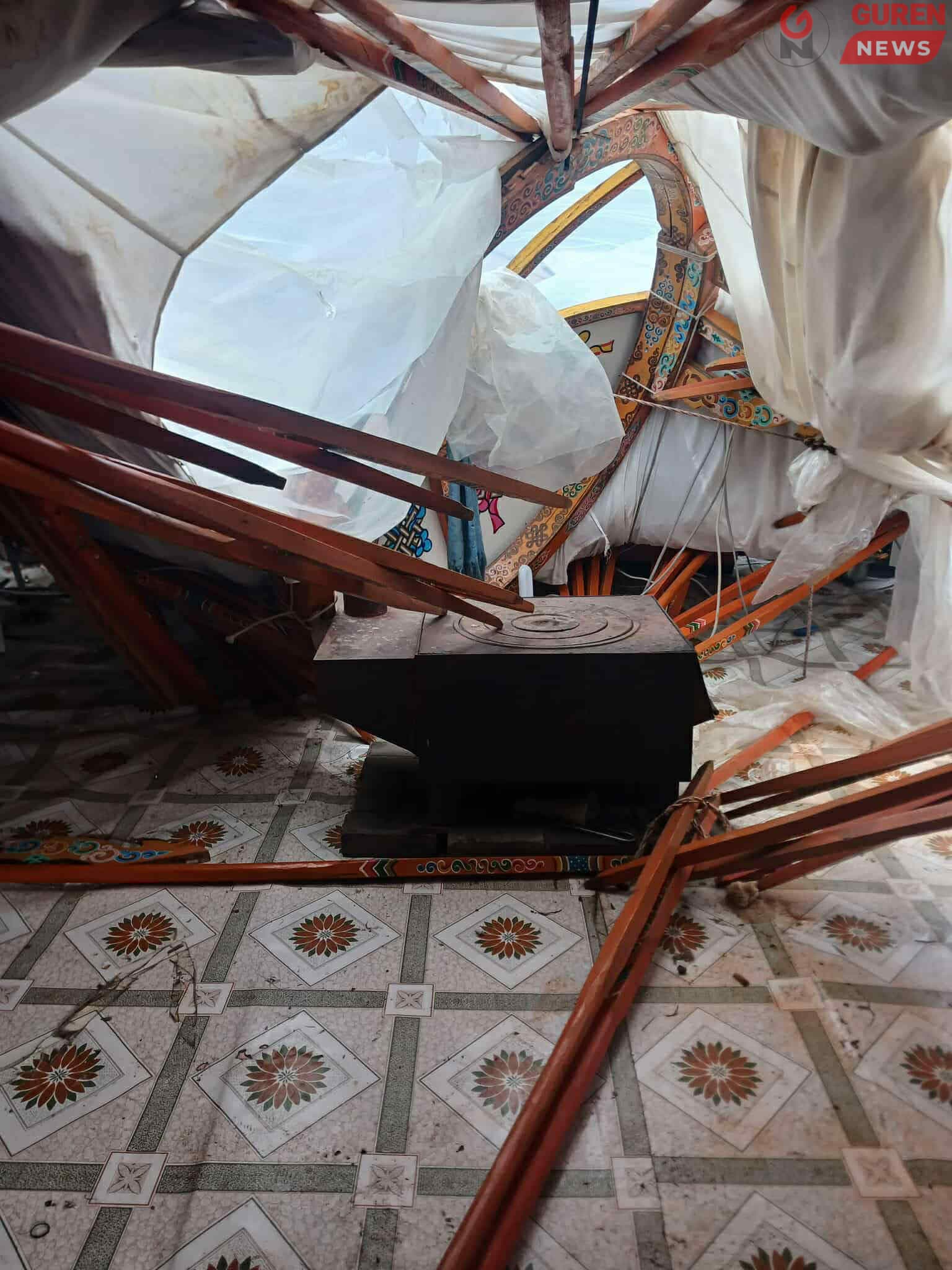 Аянга цахилгаантай ширүүн аадар борооны улмаас 116 айлын гэр, хашаа нуржээ