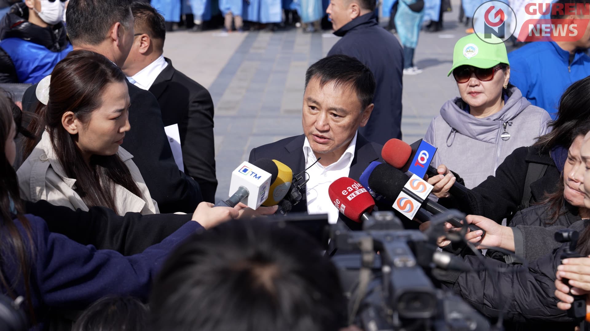 Эрүүл мэндийн салбарынхан ажил хаялт хийхгүй